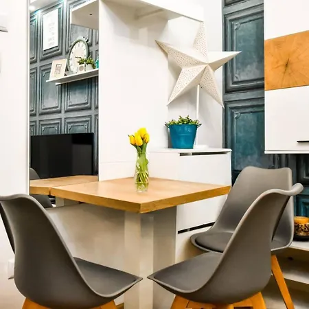 2bdr Heart Of Ac Fully Equipped Apartment
