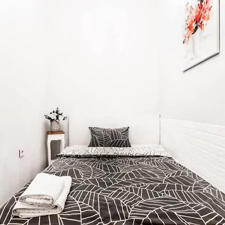 2bdr Heart Of Ac Fully Equipped Apartment Sofia